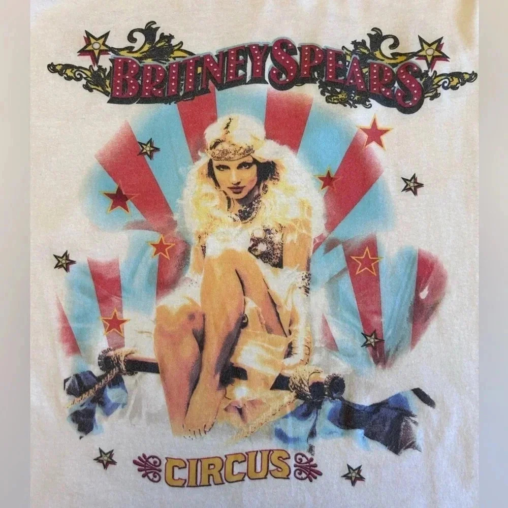 Y2K Britney Spears Circus Concert Tour Shirt White Pop Music Band Tee 2009 - Picture 2 of 8